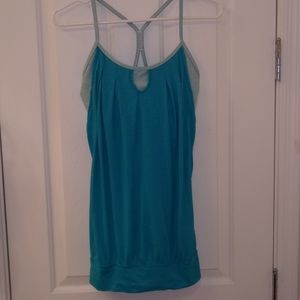 Lululemon tank w/ sportsbra